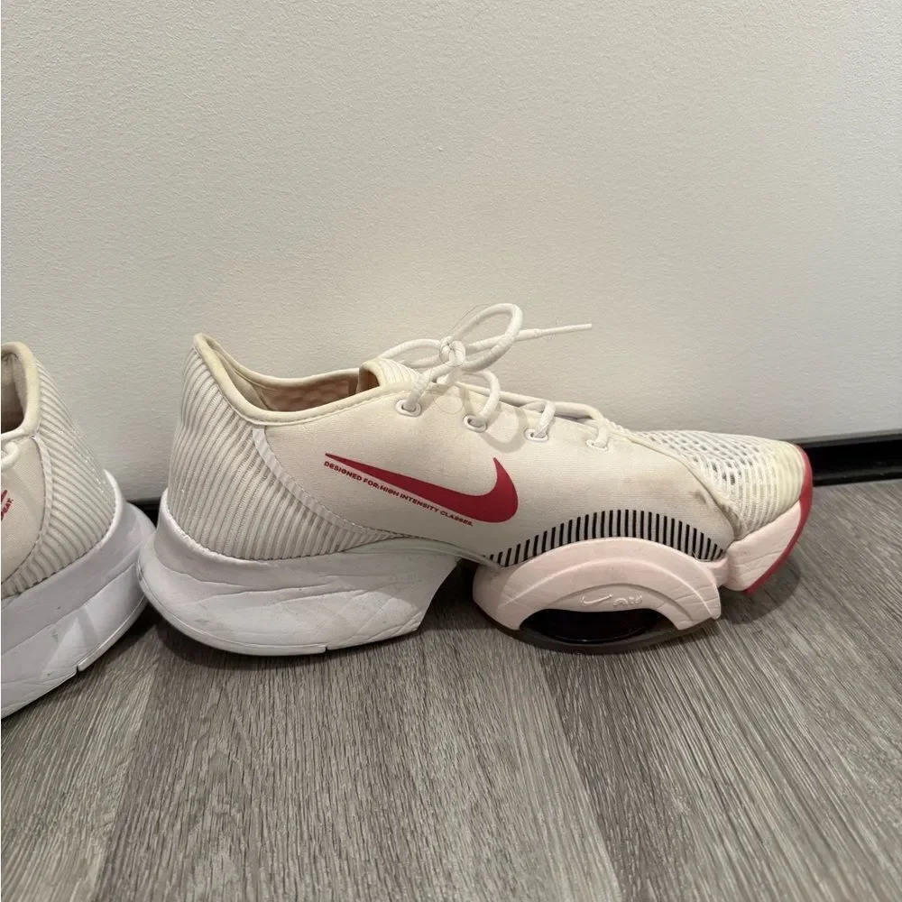 Nike Women's Air Zoom SuperRep Sneaker in pink